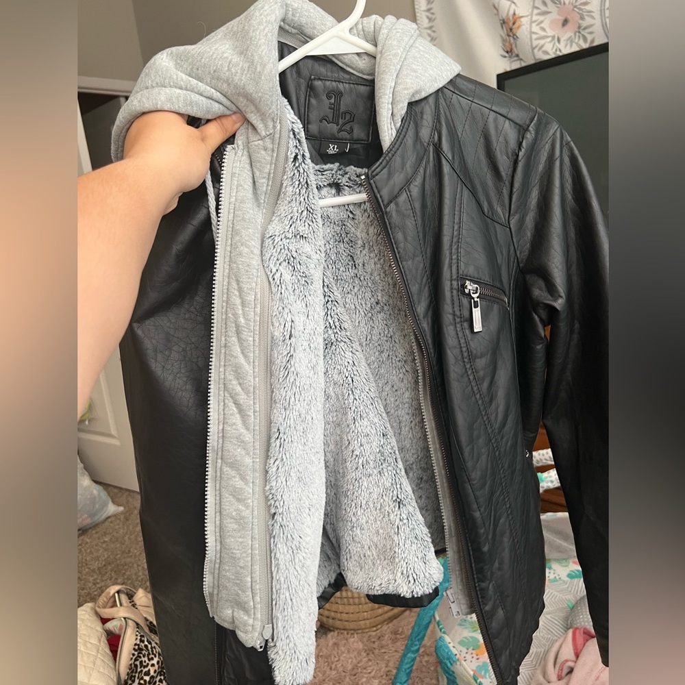 J2 Juniors Sz XL Black Faux Leather Coat With Removable Hood